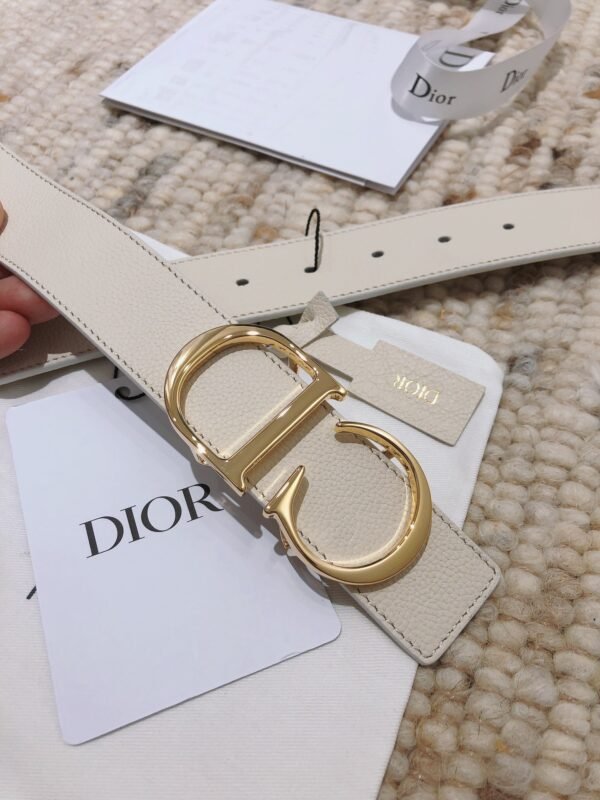 Christian Dior 30 Montaigne Reversible In White - DB027 - Image 3