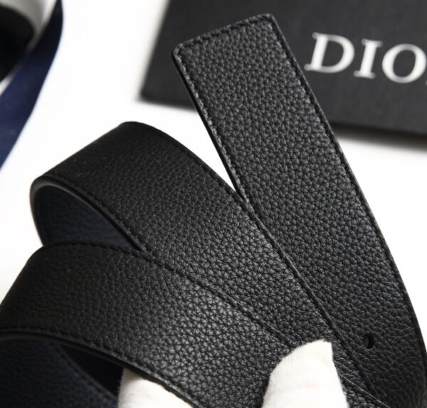 Christian Dior Men Reversible Grained - DB030 - Image 2