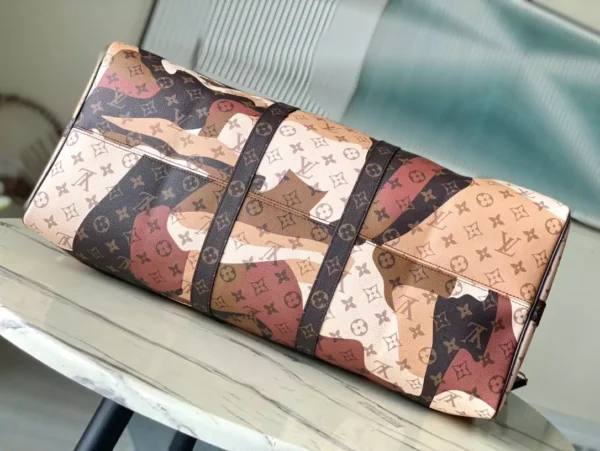 LV Keepall Bandoulière 55 in Brown - LW183 - Image 6