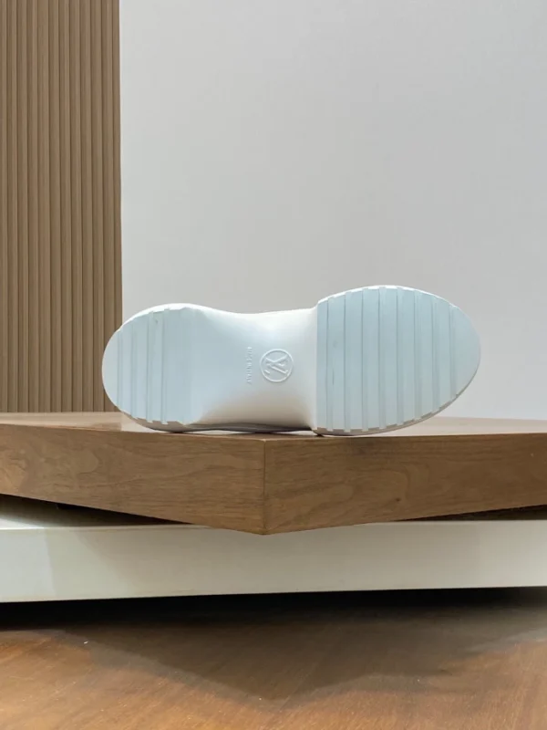 Louis Vuitton Archlight Sneaker – LVS213 - Image 6