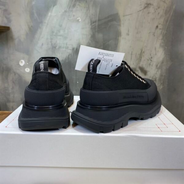 ALEXANDER MCQUEEN TREAD SLICK LOW-TOP SNEAKERS – ALD031 - Image 8