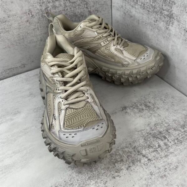 BALENCIAGA DEFENDER SNEAKER IN BEIGE – BLA046 - Image 4