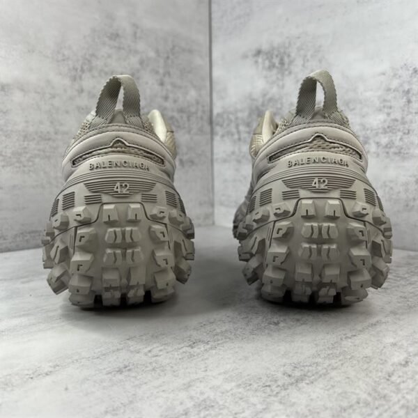 BALENCIAGA DEFENDER SNEAKER IN BEIGE – BLA046 - Image 5
