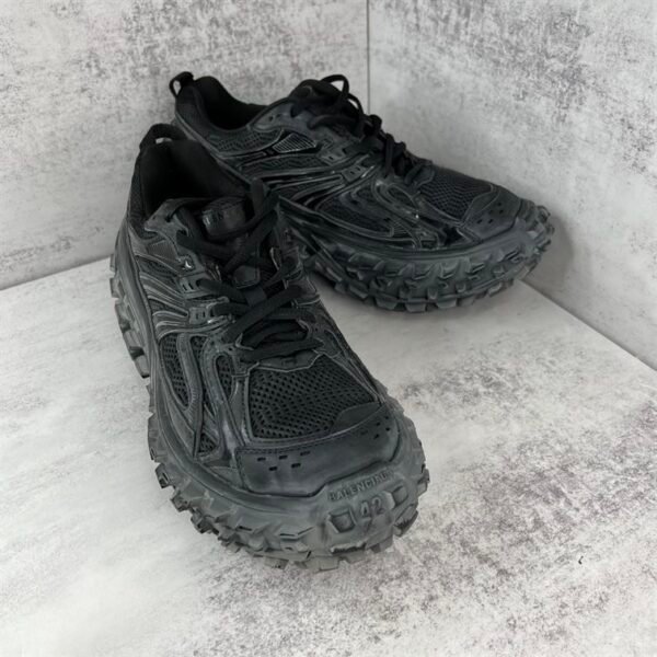 BALENCIAGA DEFENDER SNEAKER IN BLACK – BLA045 - Image 5