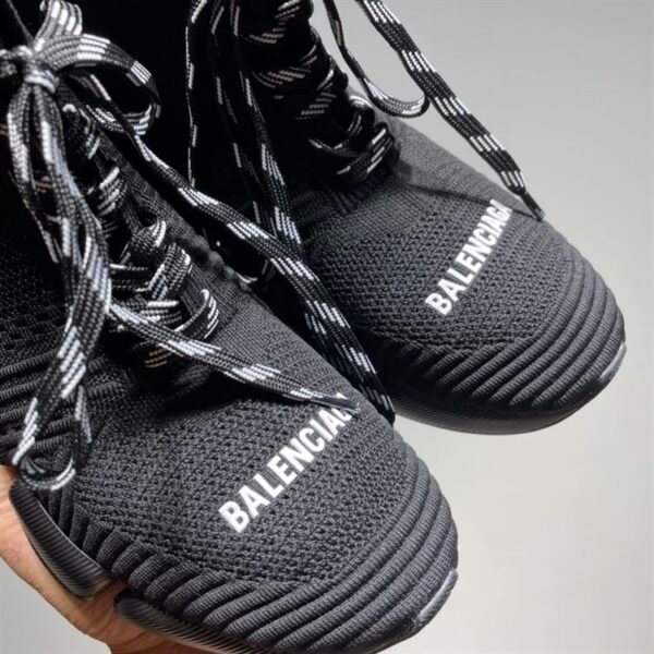 BALENCIAGA MEN'S SPEED 2.0 LACE-UP RECYCLED KNIT SNEAKER IN BLACK – BLA031 - Image 7