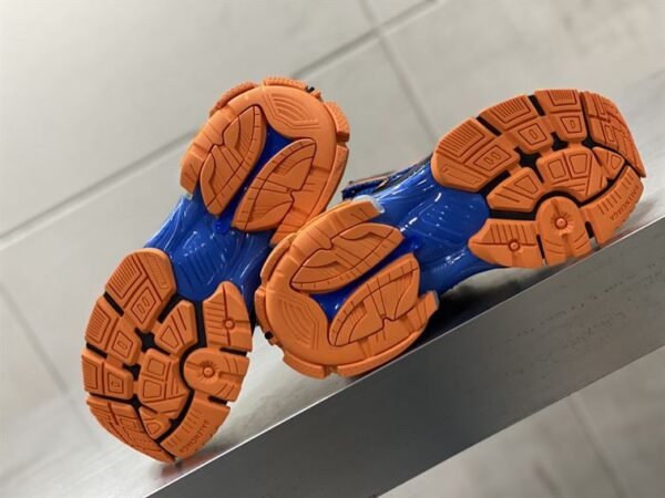 BALENCIAGA RUNNER SNEAKER IN BLUE – BLA054 - Image 6