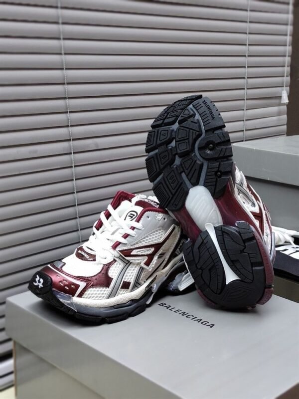 BALENCIAGA RUNNER SNEAKER IN GREY – BLA055 - Image 9