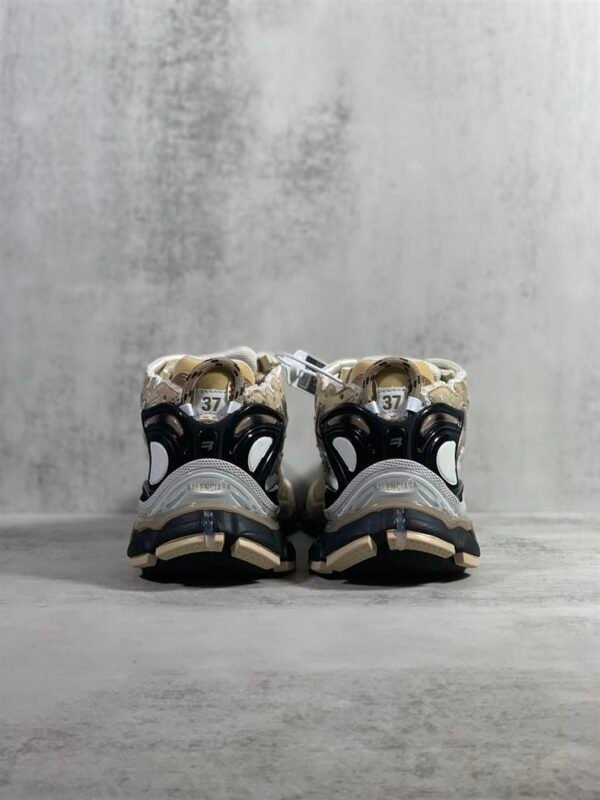BALENCIAGA RUNNER SNEAKERS IN BEIGE – BLA053 - Image 5
