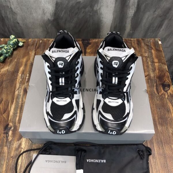 BALENCIAGA RUNNER SNEAKERS IN BLACK AND WHITE MESH AND NYLON – BLA008 - Image 3