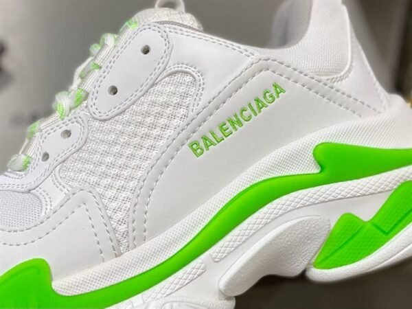 BALENCIAGA TRIPLE S 1.0 SNEAKERS IN WHITE AND GREEN – BLA022 - Image 7