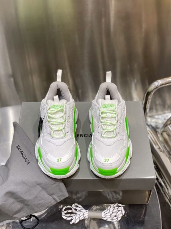 BALENCIAGA TRIPLE S 1.0 SNEAKERS IN WHITE AND GREEN – BLA022 - Image 2