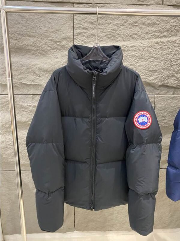 Canada Goose Arctic Black Puffer Jacket – CN35 - Image 2