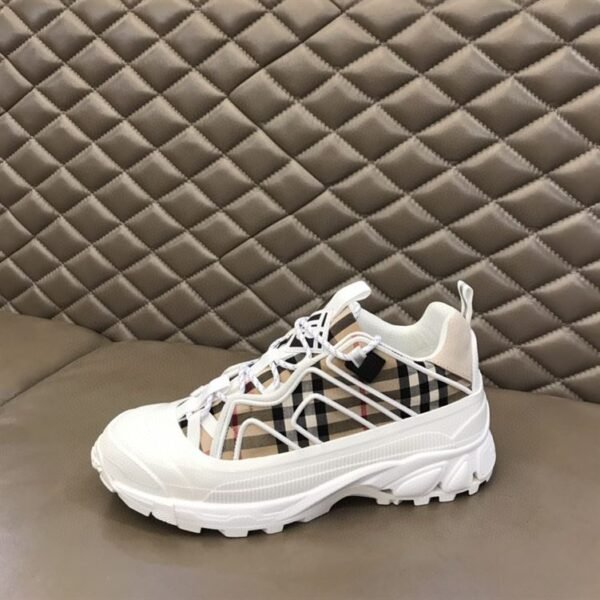 BURBERRY ARTHUR VINTAGE CHECK LOW-TOP SNEAKERS – BBR022 - Image 9