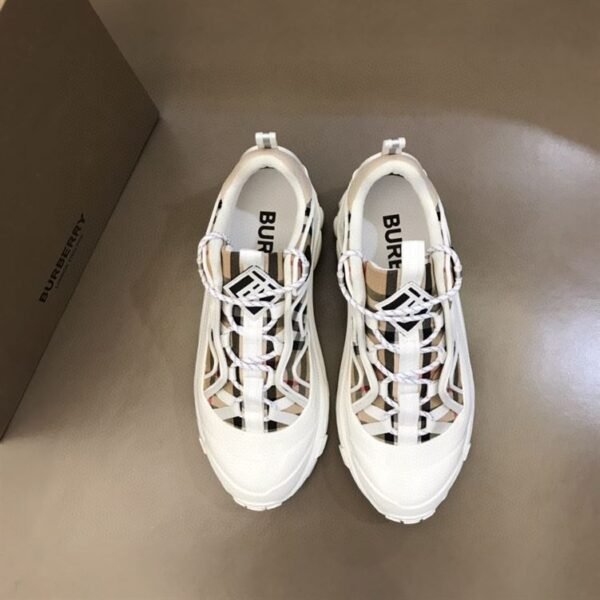 BURBERRY ARTHUR VINTAGE CHECK LOW-TOP SNEAKERS – BBR022 - Image 3