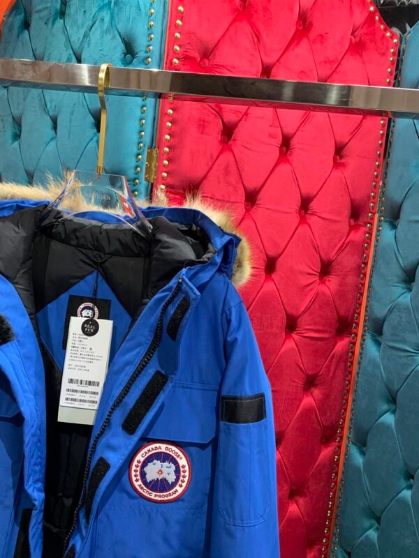 CANADA GOOSE EXPEDITION PARKA FUSION FIT HERITAGE – CN02 - Image 8