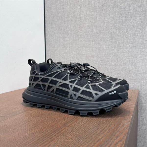 DIOR B31 RUNNER SNEAKER BLACK – DO095 - Image 3