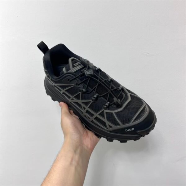 DIOR B31 RUNNER SNEAKER BLACK – DO095 - Image 8