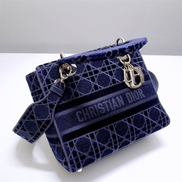 DIOR LAUNCHES NEW LADY D-LITE BAG IN VELVET - DOB015 - Image 3