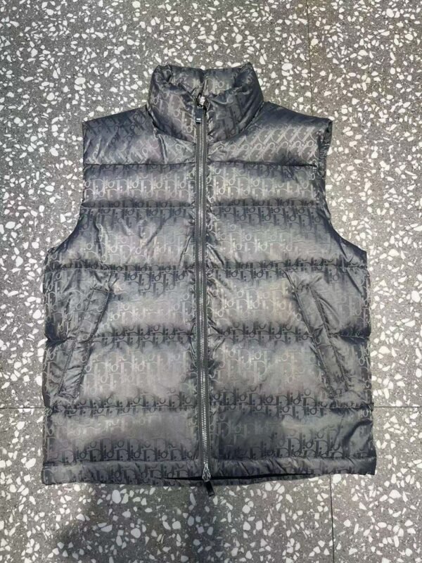 DIOR OBLIQUE SLEEVELESS DOWN JACKET – DRC016 - Image 3