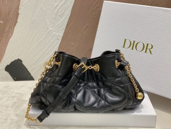 DIOR SMALL DIOR AMMI BAG BLACK SUPPLE MACROCANNAGE LAMBSKIN - DOB046
