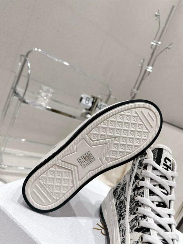 DIOR WALK'N'DIOR HIGH-TOP PLATFORM SNEAKER – DO116 - Image 8