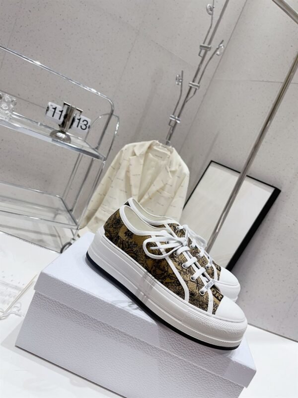 DIOR WALK'N'DIOR PLATFORM SNEAKER – DO114 - Image 3