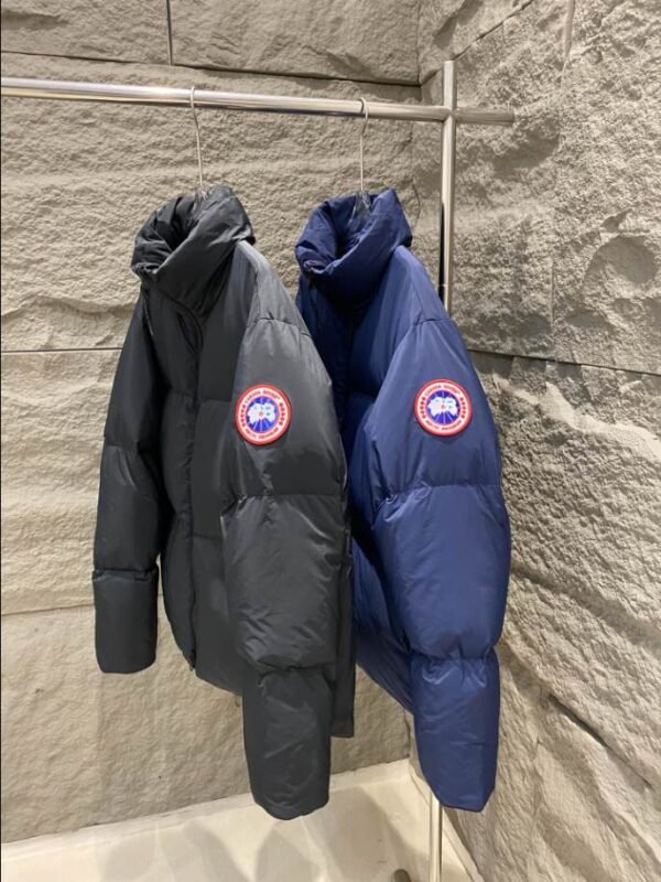 Canada Goose Arctic Black Puffer Jacket – CN35 - Image 3