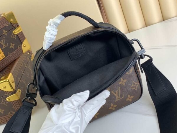 Louis Vuitton Quest Messenger Black Hardware Bag - LW133 - Image 2