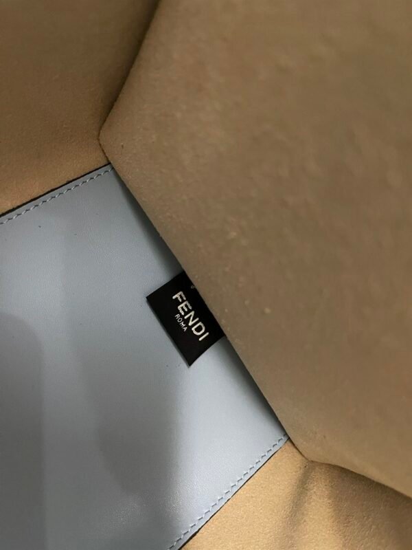 FENDI SUNSHINE MEDIUM LIGHT BLUE LEATHER SHOPPER - F021 - Image 7