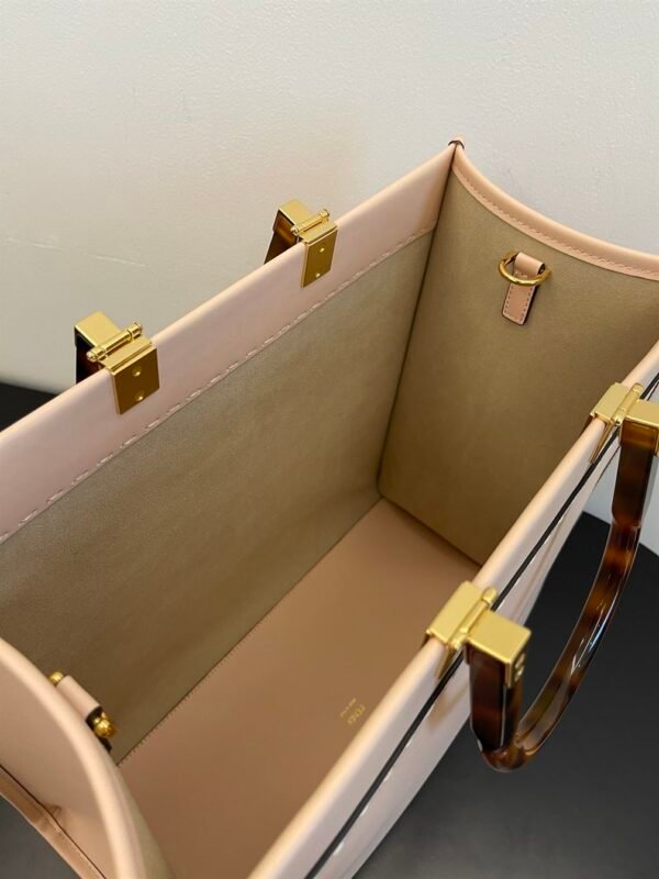 FENDI SUNSHINE MEDIUM PALE PINK LEATHER SHOPPER - F022 - Image 6