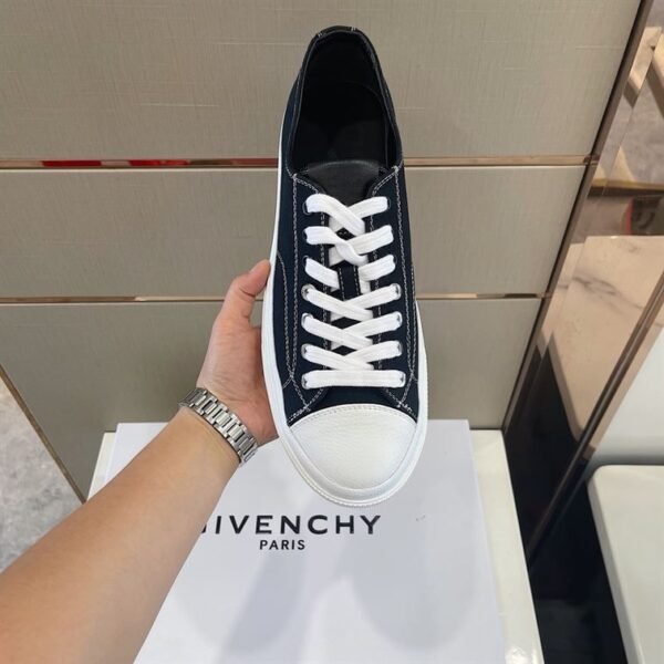GIVENCHY SNEAKERS CITY IN GRAINED LEATHER – GVC014 - Image 5