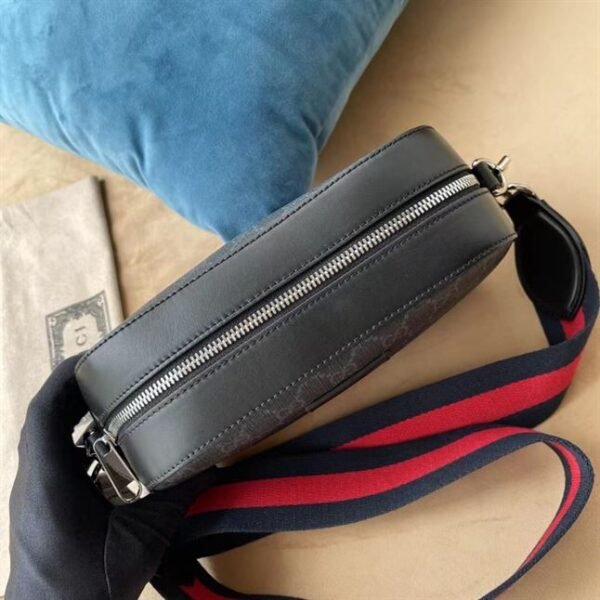 GUCCI GG SUPREME CANVAS SHOULDER BAG - BG047 - Image 4