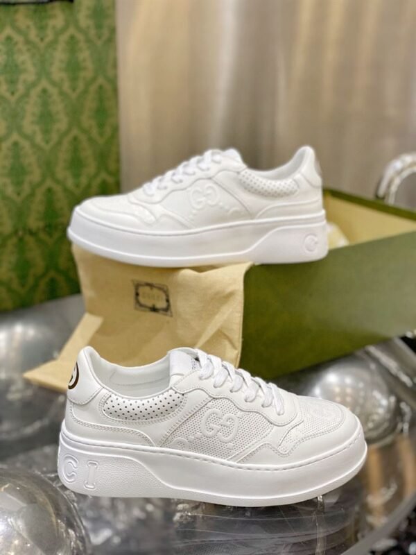 GUCCI MEN'S GG EMBOSSED SNEAKER WHITE LEATHER – GCC005 - Image 7