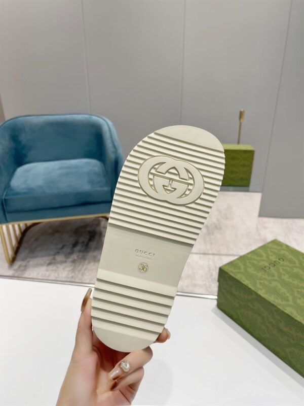 GUCCI MEN'S GUCCI SANDAL WHITE LEATHER – GSL010 - Image 7