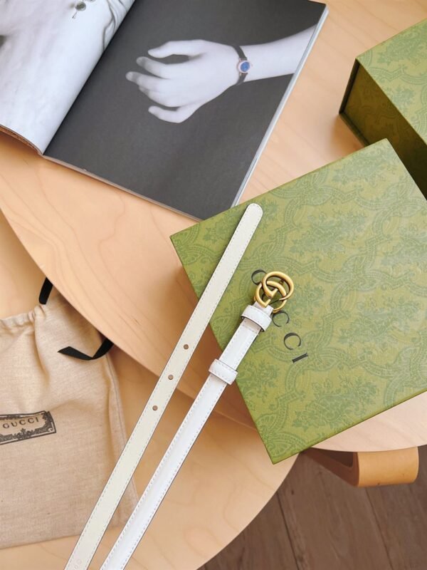 GUCCI THIN PATENT DOUBLE G BELT – GB050 - Image 6