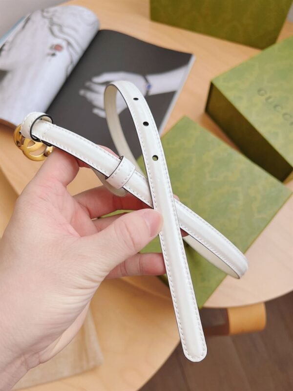 GUCCI THIN PATENT DOUBLE G BELT – GB050 - Image 4