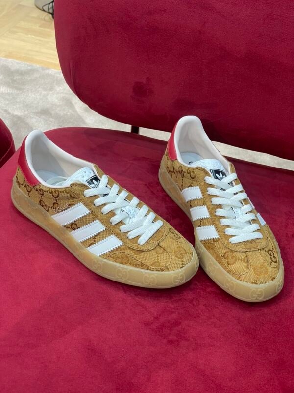 GUCCI X ADIDAS MENS GAZELLE SNEAKER – GCC025 - Image 3