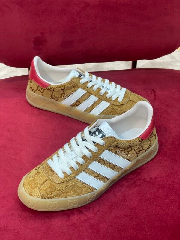 GUCCI X ADIDAS MENS GAZELLE SNEAKER – GCC025 - Image 10