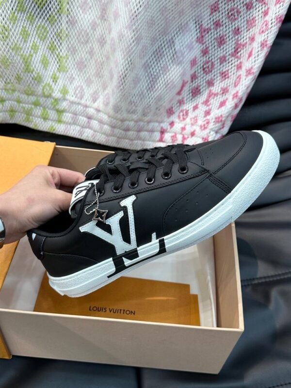 LOUIS VUITTON CHARLIE SNEAKER – LVS157 - Image 4