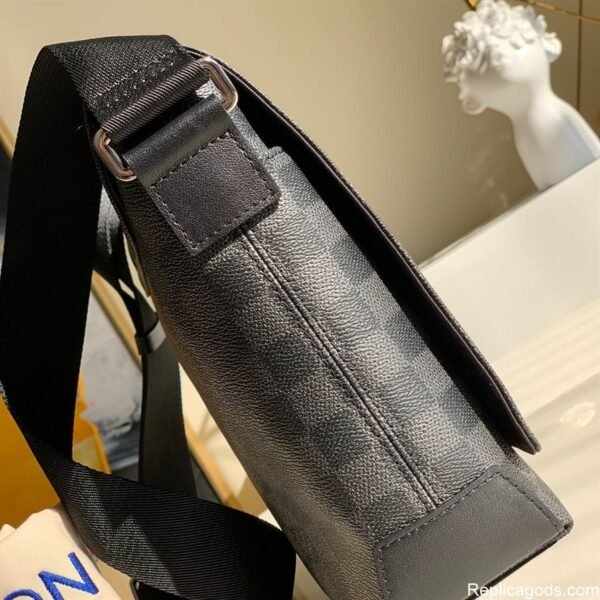 LOUIS VUITTON DISTRICT PM DAMIER GRAPHITE CANVAS - LVB004 - Image 9