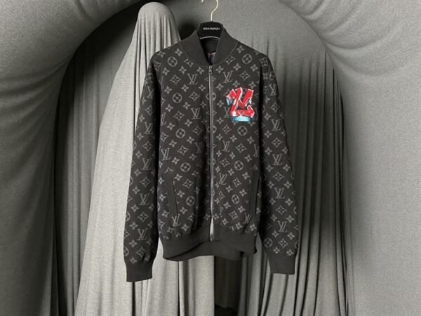 LOUIS VUITTON GRAFFITI ZIPPED BLOUSON – LVC033 - Image 2