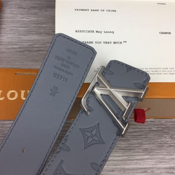LOUIS VUITTON LV 40MM REVERSIBLE BELT – LBE037 - Image 4