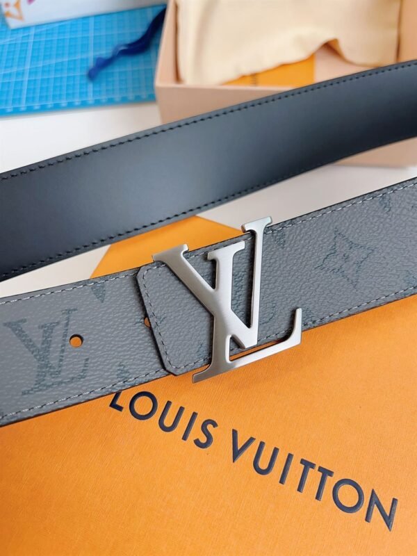LOUIS VUITTON LV INITIALES 40MM REVERSIBLE BELT – LBE027 - Image 6