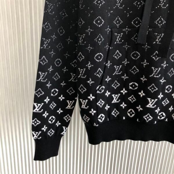 LOUIS VUITTON MONOGRAM GRADIENT HOODIE – LVH018 - Image 5