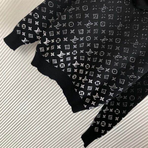LOUIS VUITTON MONOGRAM GRADIENT HOODIE – LVH018 - Image 7