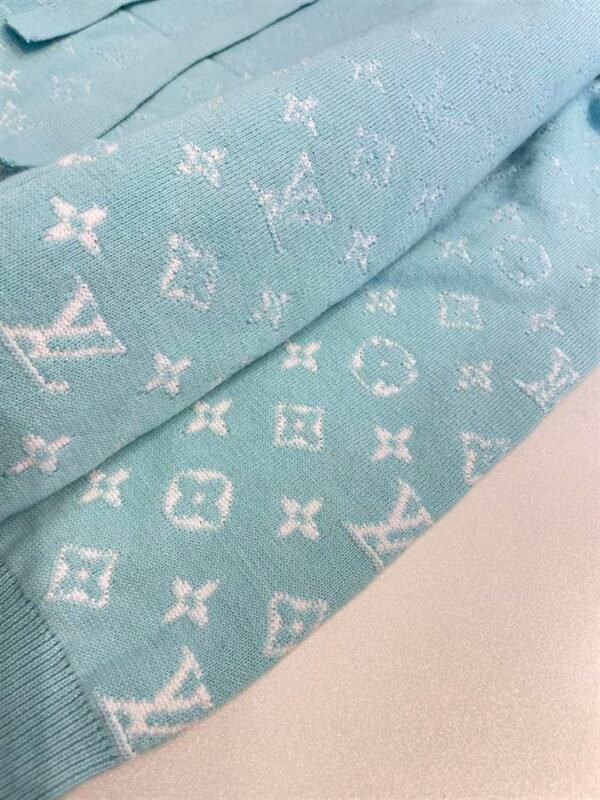 LOUIS VUITTON MONOGRAM GRADIENT HOODIE – LVH040 - Image 7