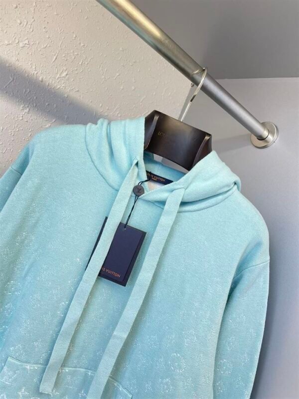 LOUIS VUITTON MONOGRAM GRADIENT HOODIE – LVH040 - Image 4