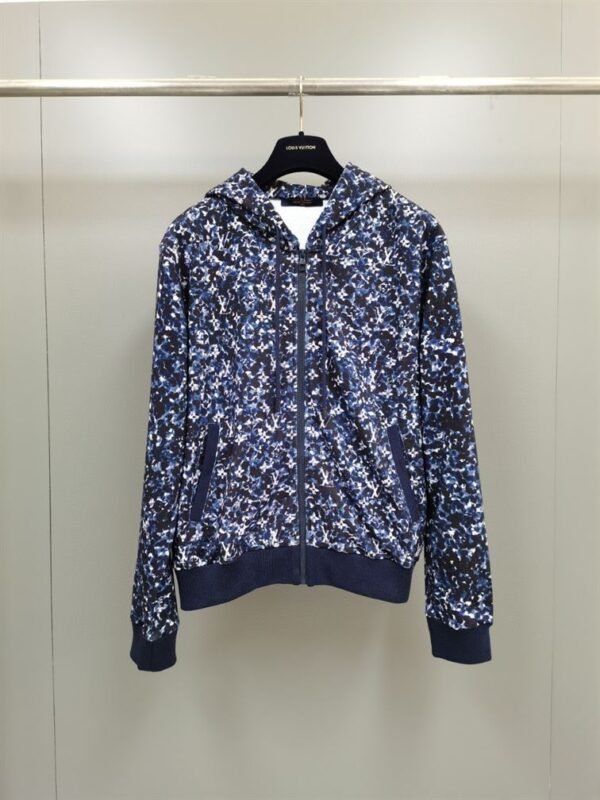 LOUIS VUITTON MONOGRAM ZIP THROUGH COTTON HOODIE – LVH057 - Image 2