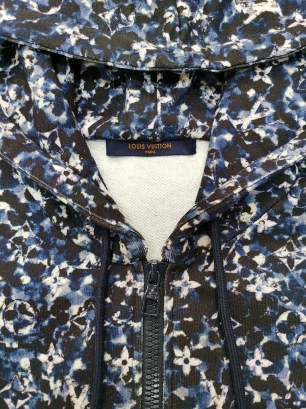 LOUIS VUITTON MONOGRAM ZIP THROUGH COTTON HOODIE – LVH057 - Image 4