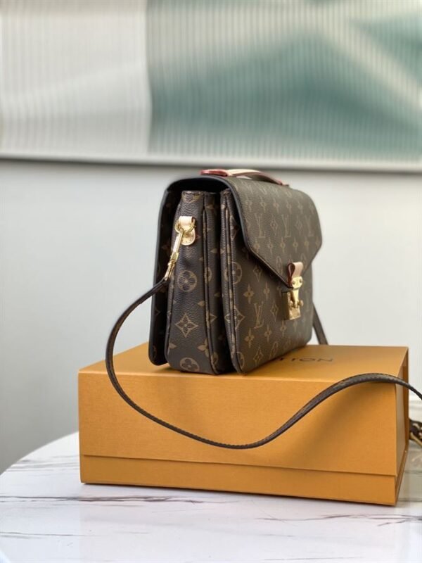LOUIS VUITTON POCHETTE METIS MONOGRAM - LW022 - Image 3